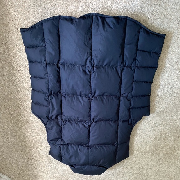Lands End Down Vest - Picture 5 of 9